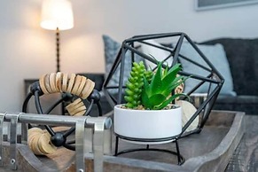 Beautiful 4 Bed 3 5 Bath With Jacuzzi