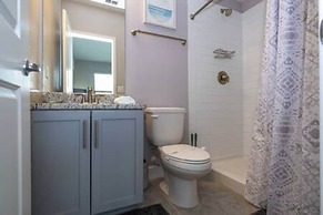 Beautiful 4 Bed 3 5 Bath With Jacuzzi