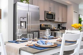 Beautiful 4 Bed 3 5 Bath With Jacuzzi