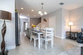 Beautiful 4 Bed 3 5 Bath With Jacuzzi