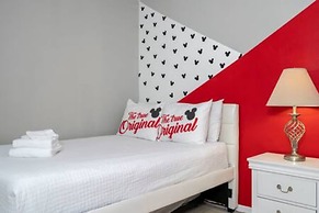 Amazing 5 BR w Game Room Minutes From Disney