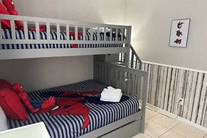 Amazing 5 BR w Game Room Minutes From Disney