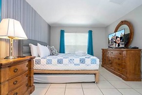 Amazing 5 BR w Game Room Minutes From Disney