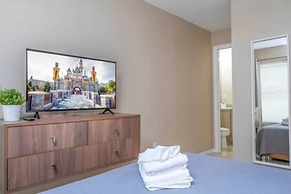 Amazing 5 BR w Game Room Minutes From Disney