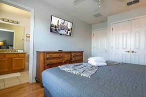 Cozy 3 BR w Private Pool