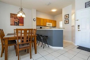 Cozy 3 BR w Private Pool