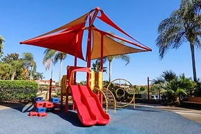 Cozy 3 BR w Private Pool