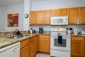 Cozy 3 BR w Private Pool