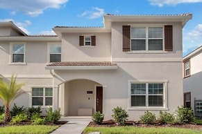 Storey Lake Resort 5BD Private Pool Close to Disne