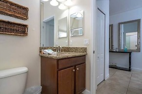 Gorgeous 6 Bedroom w Pool Paradise Palms