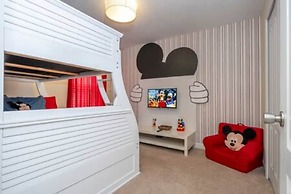 Gorgeous 6 Bedroom w Pool Paradise Palms