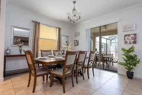 Gorgeous 6 Bedroom w Pool Paradise Palms