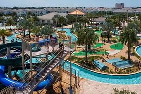 Gorgeous Home With Pool and Lake View