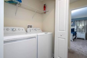 Gorgeous Home With Pool and Lake View