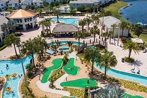 Gorgeous Home With Pool and Lake View