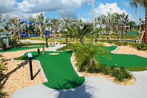 Gorgeous Home With Pool and Lake View