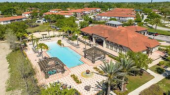 4 Bedrooms Close to Disney