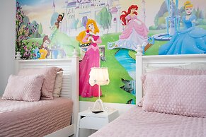 4 Bedrooms Close to Disney