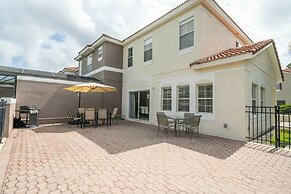4 Bedrooms Close to Disney