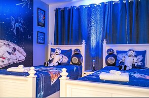 4 Bedrooms Close to Disney