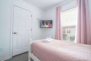 4 Bedrooms Close to Disney