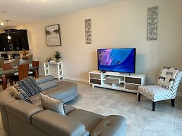 Fabulous 3 Bedroom With Game Room