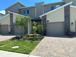 Fabulous 3 Bedroom With Game Room