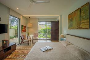 Avior by Hireavilla - 4BR w Infinity Pool in Parra