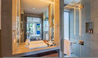 Avior by Hireavilla - 4BR w Infinity Pool in Parra