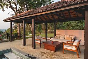 Cliffhouse by Hireavilla -5br w Pvt Pool in Saipem