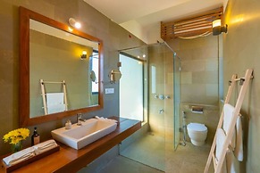 Cliffhouse by Hireavilla -5br w Pvt Pool in Saipem