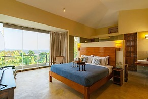 Cliffhouse by Hireavilla -5br w Pvt Pool in Saipem