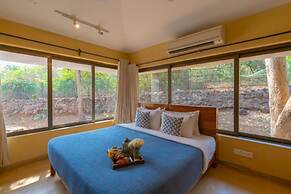 Cliffhouse by Hireavilla -5br w Pvt Pool in Saipem