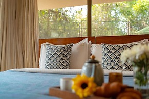 Cliffhouse by Hireavilla -5br w Pvt Pool in Saipem