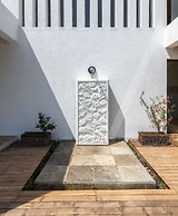 Frangipani by Hireavilla-5br Lux Estate in Alibaug