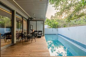 Aster by Hireavilla - 3BR w Private Pool in Parra