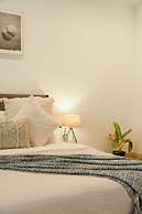 Aster by Hireavilla - 3BR w Private Pool in Parra