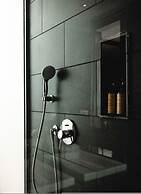 Aster by Hireavilla - 3BR w Private Pool in Parra