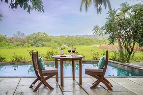 Frangipani by Hireavilla - 4BR w Pool Field View