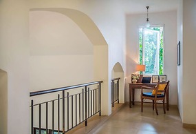 Frangipani by Hireavilla - 4BR w Pool Field View