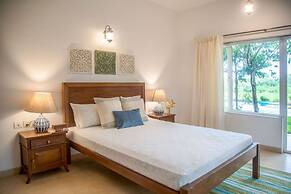 Frangipani by Hireavilla - 4BR w Pool Field View