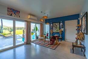 Legacy by Hireavilla- Full Field View Villa w Pool