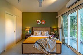 Legacy by Hireavilla- Full Field View Villa w Pool