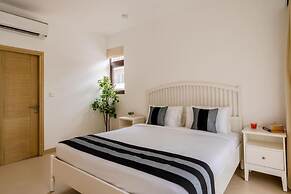 Cozy 1BR With Pool - Only 1km From Candolim Beach