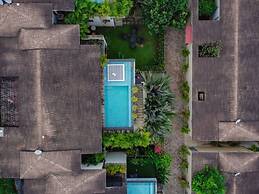 Elara by Hireavilla - 4BR w Infinity Pool Parra