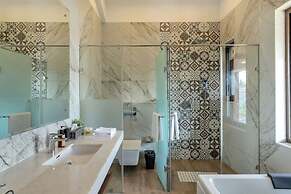 Inaari - 5BR w Private Pool 5km to Anjuna Beach