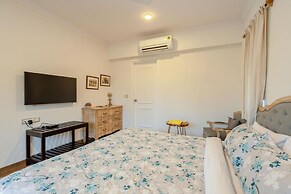 Irene Altezza by Hireavilla -2 3BR Apt With Pool