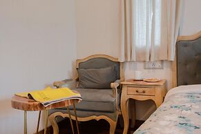 Irene Altezza by Hireavilla -2 3BR Apt With Pool