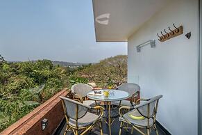 El Arbol by Hireavilla-2br w Rooftop Pool in Nerul