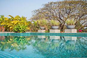 El Arbol by Hireavilla-2br w Rooftop Pool in Nerul